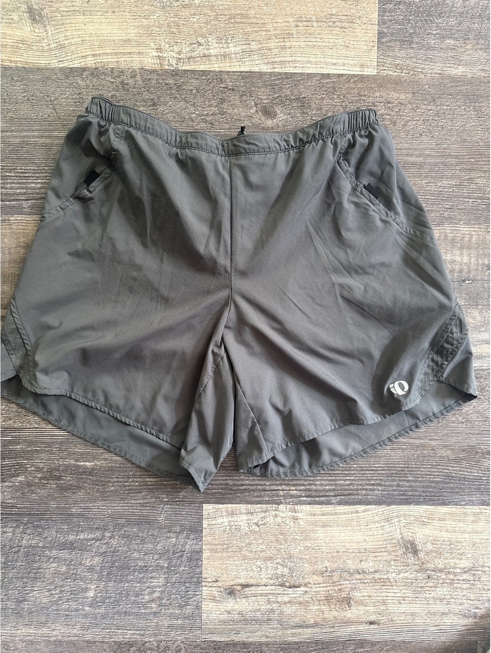 Pearl Izumi Men's Athletic Shorts Size Medium